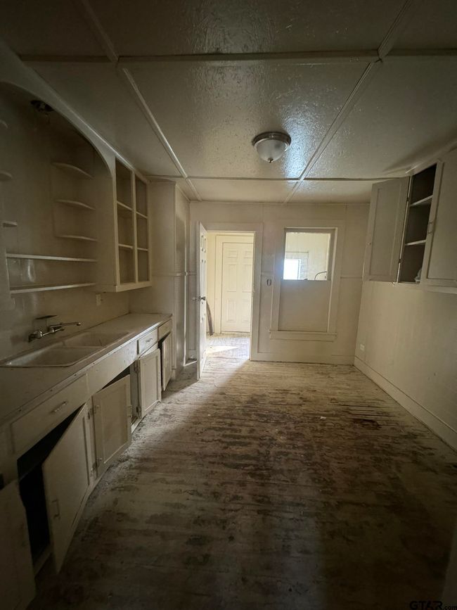 707 E San Jacinto Ave, Home with 0 bedrooms, 0 bathrooms and null parking in Crockett TX | Image 8