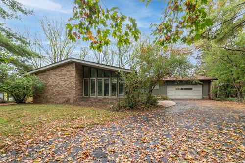 4787 Dawson Dr, Ann Arbor, MI, 48103-9405 | Card Image