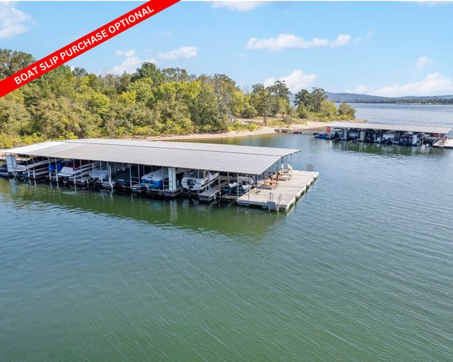 Table Rock Lakefront Home Boat Slip | Image 4