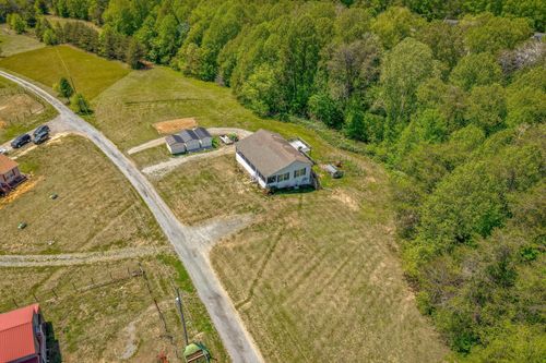 196 Foggy Bottom Trl, Martinsville, VA, 24112-8623 | Card Image