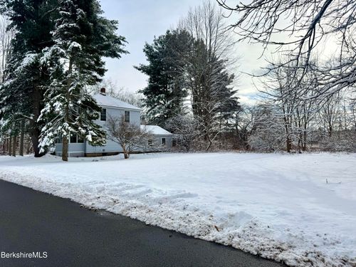 50 Grand Ave, Pittsfield, MA, 01201-5546 | Card Image