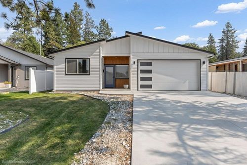 614 N 2nd St, Springdale, WA, 99173-5155 | Card Image