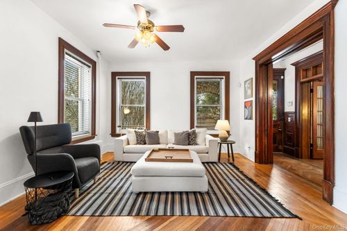 apt-1-16 Bedford Rd, Katonah, NY, 10536-1538 | Card Image