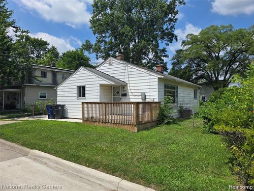 32004 Cheboygan Ct, Westland, MI, 48186-4710 | Card Image