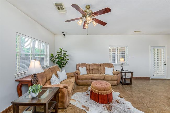 6249 Mallard Dr, House other with 4 bedrooms, 3 bathrooms and 2 parking in Katy TX | Image 27