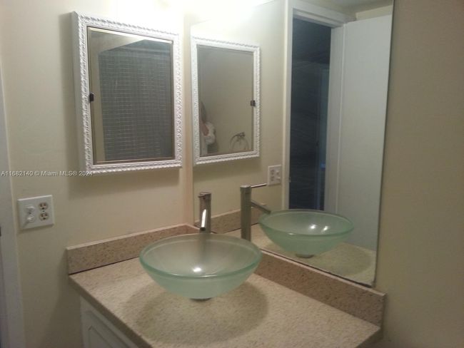 APT-105K - 8300 Sands Point Blvd, Condo with 1 bedrooms, 2 bathrooms and null parking in Tamarac FL | Image 14