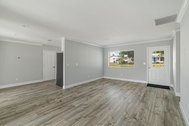 2135 18 Th Ave Sw, House other with 3 bedrooms, 2 bathrooms and null parking in VERO BEACH FL | Image 5