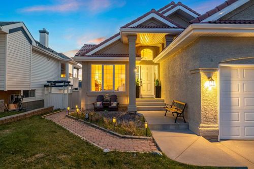 94 Edgebrook Hts Nw, Calgary, AB, T3A5M5 | Card Image