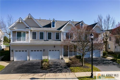 98 Shore Dr, South Amboy, NJ, 08879-3431 | Card Image