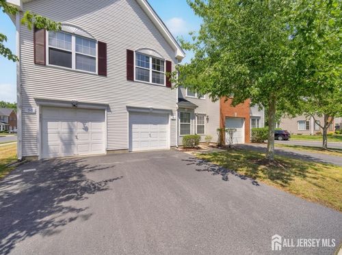 58 Windsong Cir, East Brunswick, NJ, 08816-5327 | Card Image