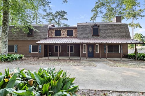 134 Sherwood Trl, Silsbee, TX, 77656-8911 | Card Image