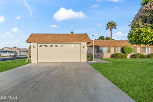 9202 N 107th Ave, Sun City, AZ, 85351-4604 | Card Image