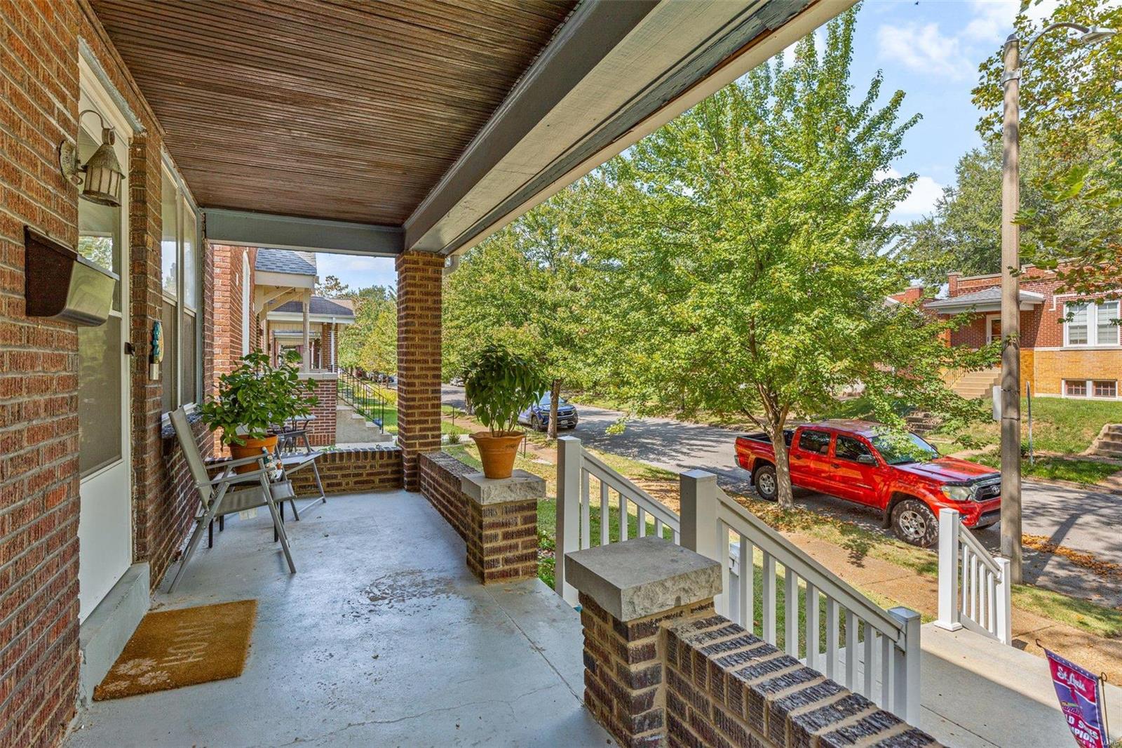 Rosa Ave, Saint Louis, MO 63109