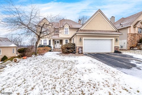 26 Bracken Hill Rd, Hamburg, NJ, 07419-1294 | Card Image