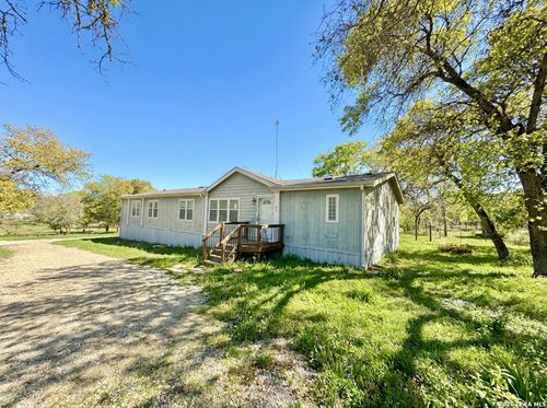105 Encino Torcido, Adkins, TX, 78101-2719 | Card Image