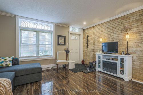 1-713 King St, London, ON, N5W2X2 | Card Image
