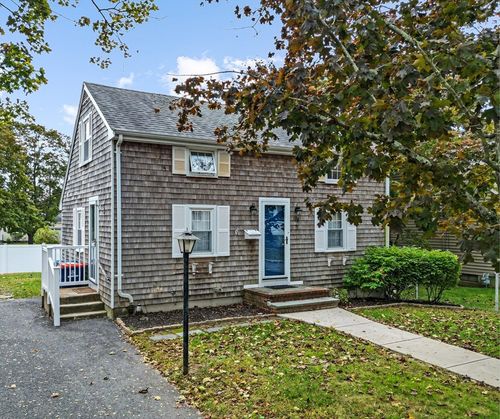 1024 Marion St, New Bedford, MA, 02745-3008 | Card Image