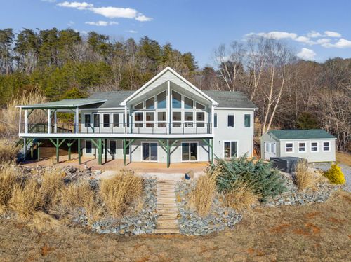 209 Leesville Lake Ct, Pittsville, VA, 24139-3418 | Card Image