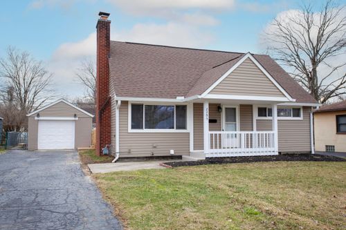 2295 Shrewsbury Rd, Upper Arlington, OH, 43221-1231 | Card Image