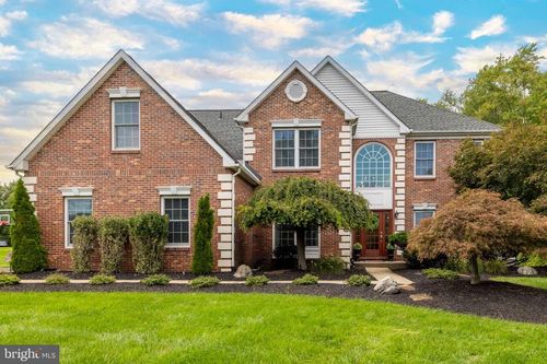 100 Chester Cir, North Wales, PA, 19454-4403 | Card Image