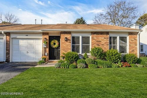 2-108 Petty Pl, Lakewood, NJ, 08701-7325 | Card Image