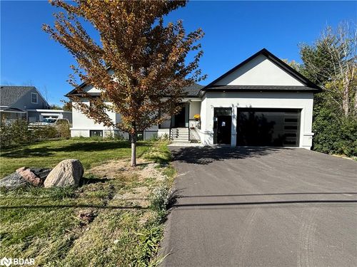 lower-unit-b-1678 Metro Rd N, Willow Beach, ON, L0E1S0 | Card Image