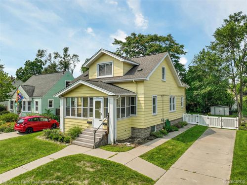 1416 Leroy St, Ferndale, MI, 48220-3172 | Card Image