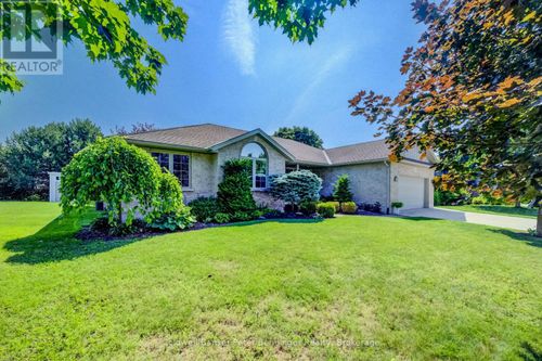 366 Westwood Dr, Walkerton, ON, N0G2V0 | Card Image