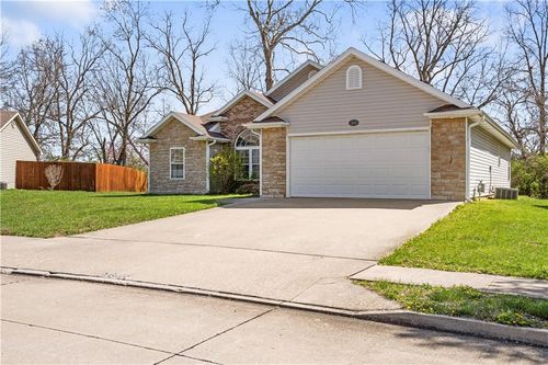 300 Searsport Dr, Columbia, MO, 65201-2853 | Card Image