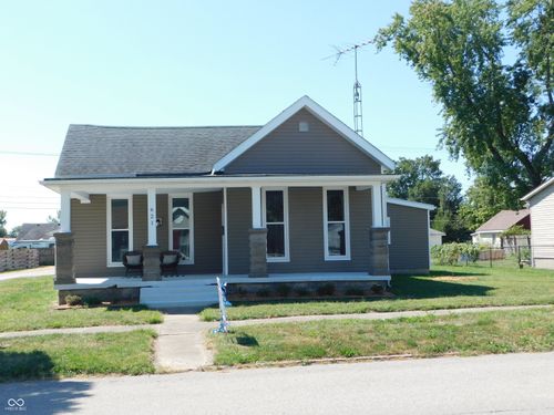 621 W Washington St, Greensburg, IN, 47240-1520 | Card Image
