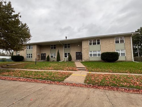 2709 Diehn Ave, Davenport, IA, 52802-2125 | Card Image