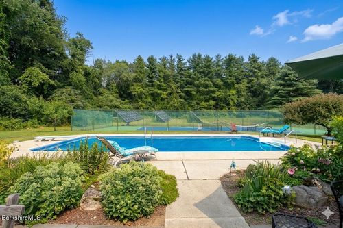20 Cooper Rd, Great Barrington, MA, 01230-1260 | Card Image