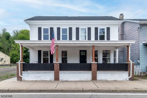 67 Water St, Milford, NJ, 08848-1217 | Card Image
