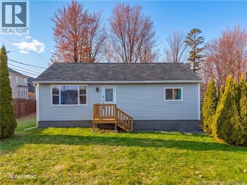 330 Rainsford Lane, Fredericton, NB, E3B7T2 | Card Image