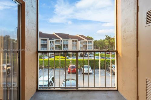 208-15285 Sw 107th Ln, Miami, FL, 33196 | Card Image