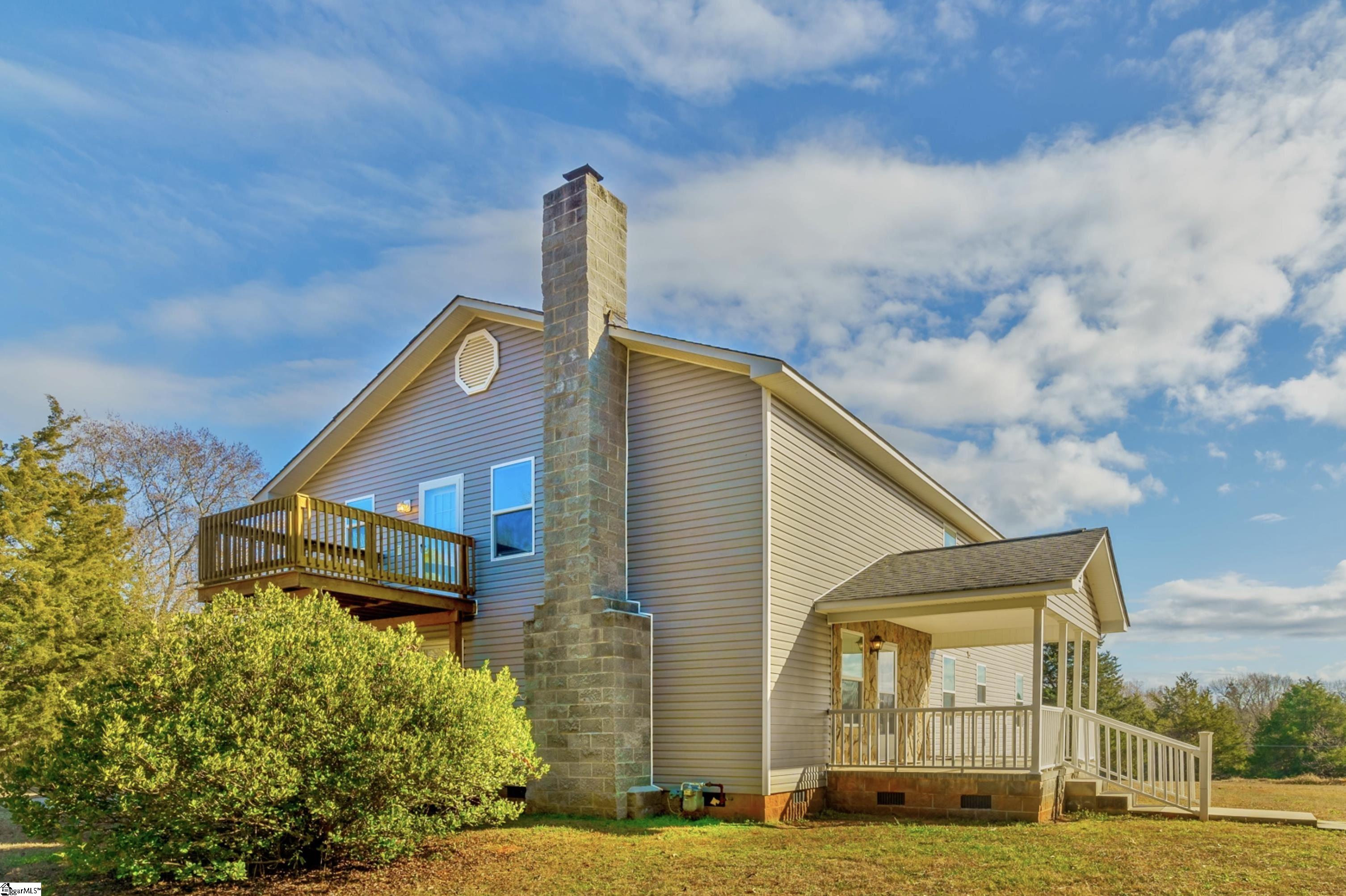 Walker Rd, Ware Shoals, SC 29692