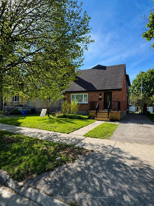 128 Empress Ave, House with 5 bedrooms, 6 bathrooms and 3 parking in London ON | Card Image