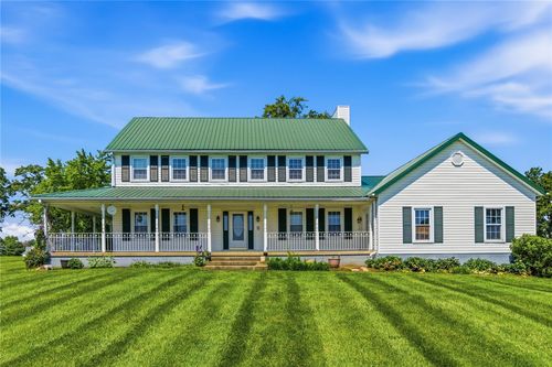 120 Watson Rd, London, OH, 43140-9325 | Card Image