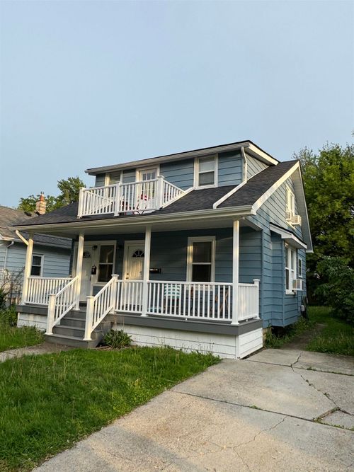 690 E Marshall St, Ferndale, MI, 48220-2793 | Card Image