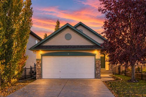 7 Royal Birch Green Nw, Calgary, AB, T3G5L5 | Card Image