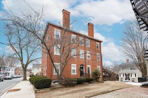 apt-3-23 Charter St, Newburyport, MA, 01950-2739 | Card Image