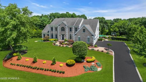 3 Bowers Dr, Freehold, NJ, 07728-8646 | Card Image