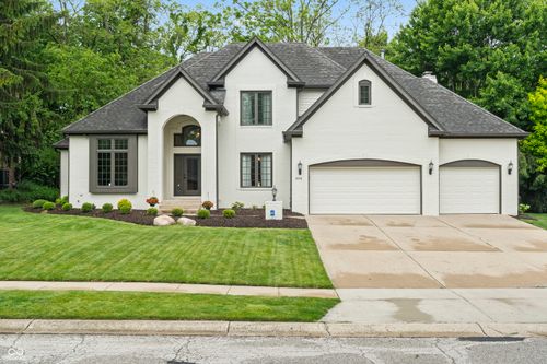 8956 Admirals Bay Dr, Indianapolis, IN, 46236-8549 | Card Image