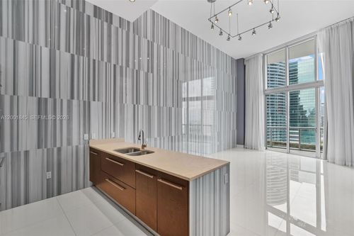 apt-2812-475 Brickell Ave, Miami, FL, 33131-2596 | Card Image