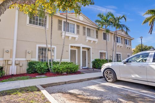 5961 London Ln, Tamarac, FL, 33321-4188 | Card Image