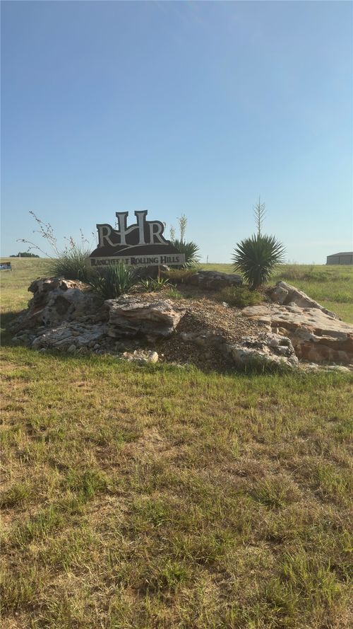 415 Rolling Hills Blvd, Alvord, TX, 76225-1535 | Card Image