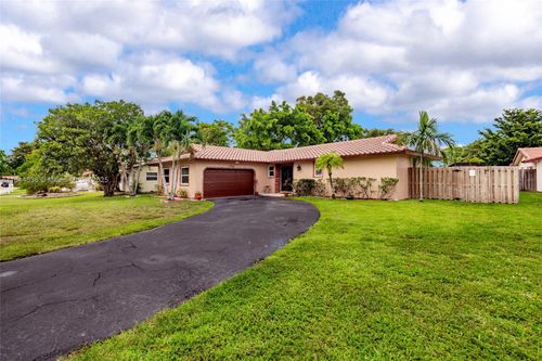 10655 Nw 42nd Dr, Coral Springs, FL, 33065-2314 | Card Image