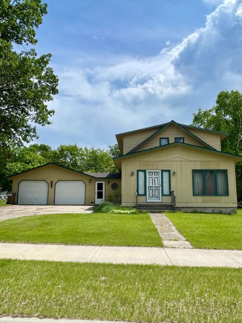 116 Tousley Ave N, New York Mills, MN, 56567-4309 | Card Image