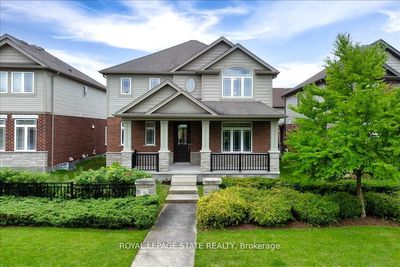 9 Tolton Dr, House other with 3 bedrooms, 4 bathrooms and 4 parking in Guelph ON | Image 2