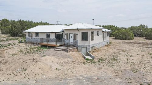 6808 Greenhorn Creek Dr, Pueblo, CO, 81004-9753 | Card Image